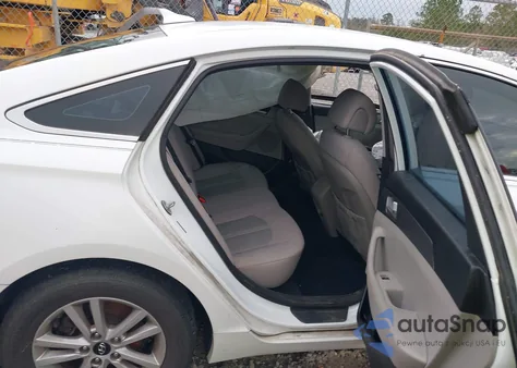 2015 Hyundai Sonata Se z USA, uszkodzony, nr VIN 5NPE24AF2FH202148